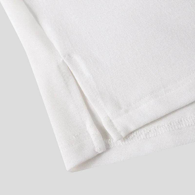 TheighT Neck Slim Fit T-shirt