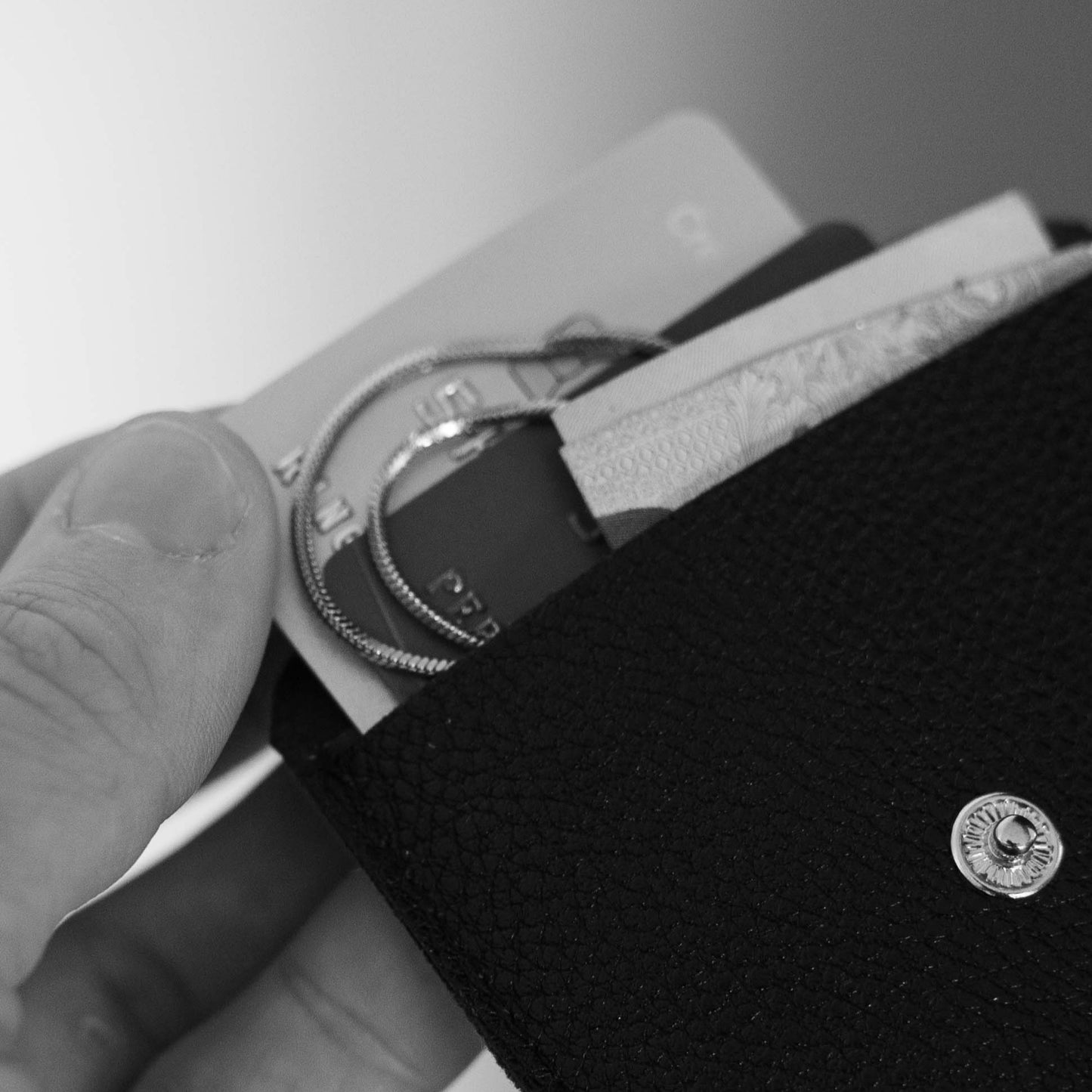 » Versatile Wallet