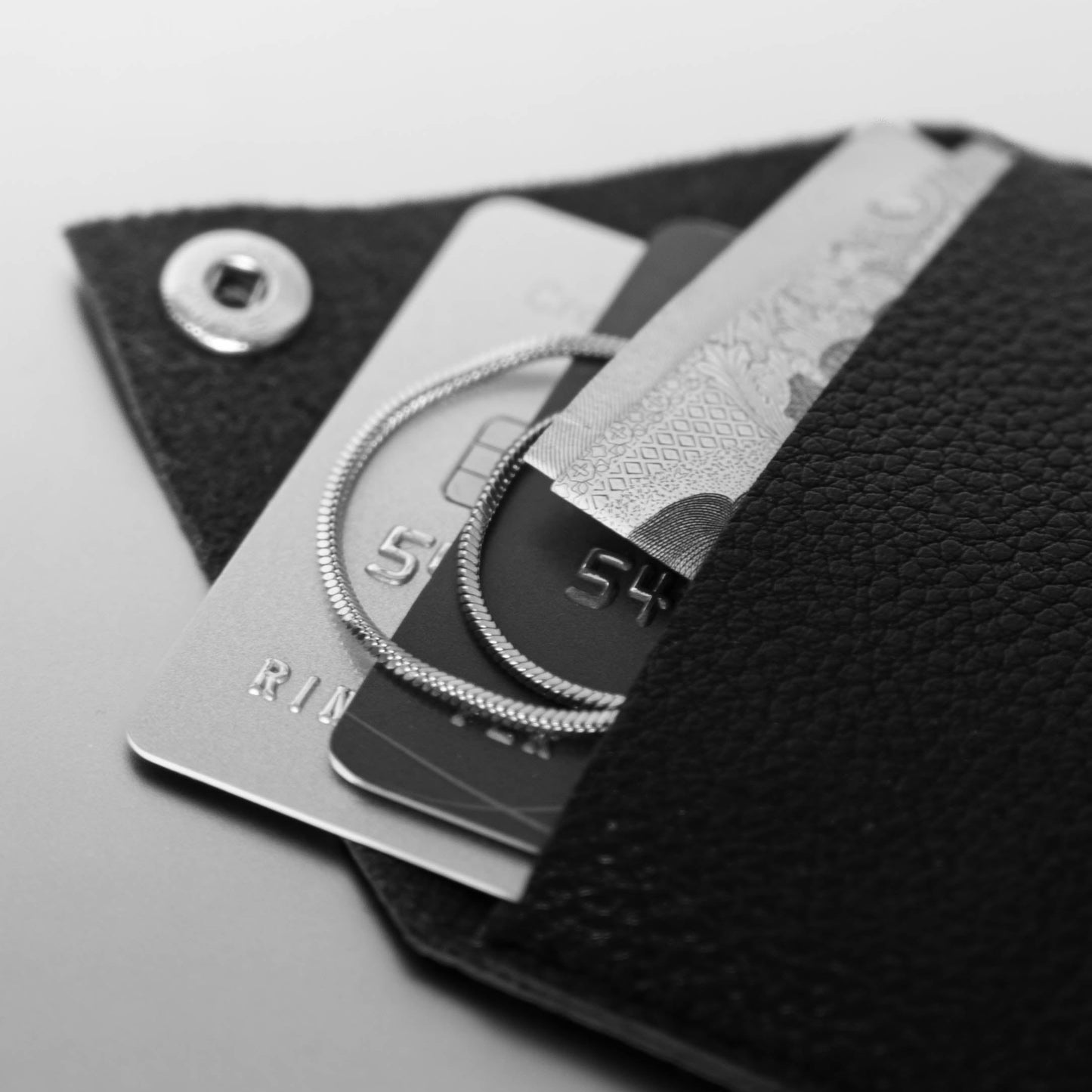 » Versatile Wallet