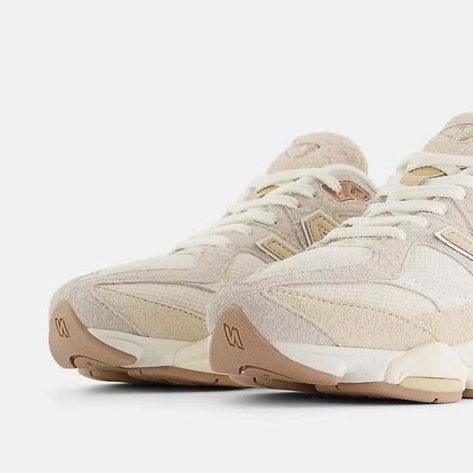 9060 Bisque with Sea Salt